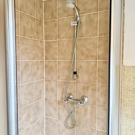 Appartement Doppelzimmer Mit Privatem Bad *
